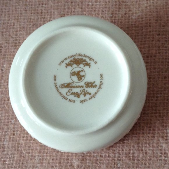 Bonbon/Trinket Dish, White with Gold Script - Picture 7 of 8